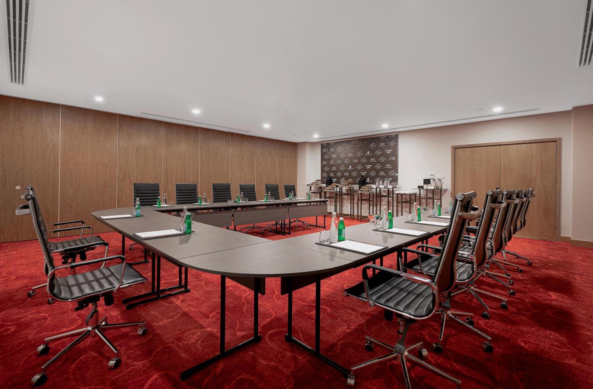 Concorde Tower Casino&Convention&Spa Nikosia Exterior foto Meeting room