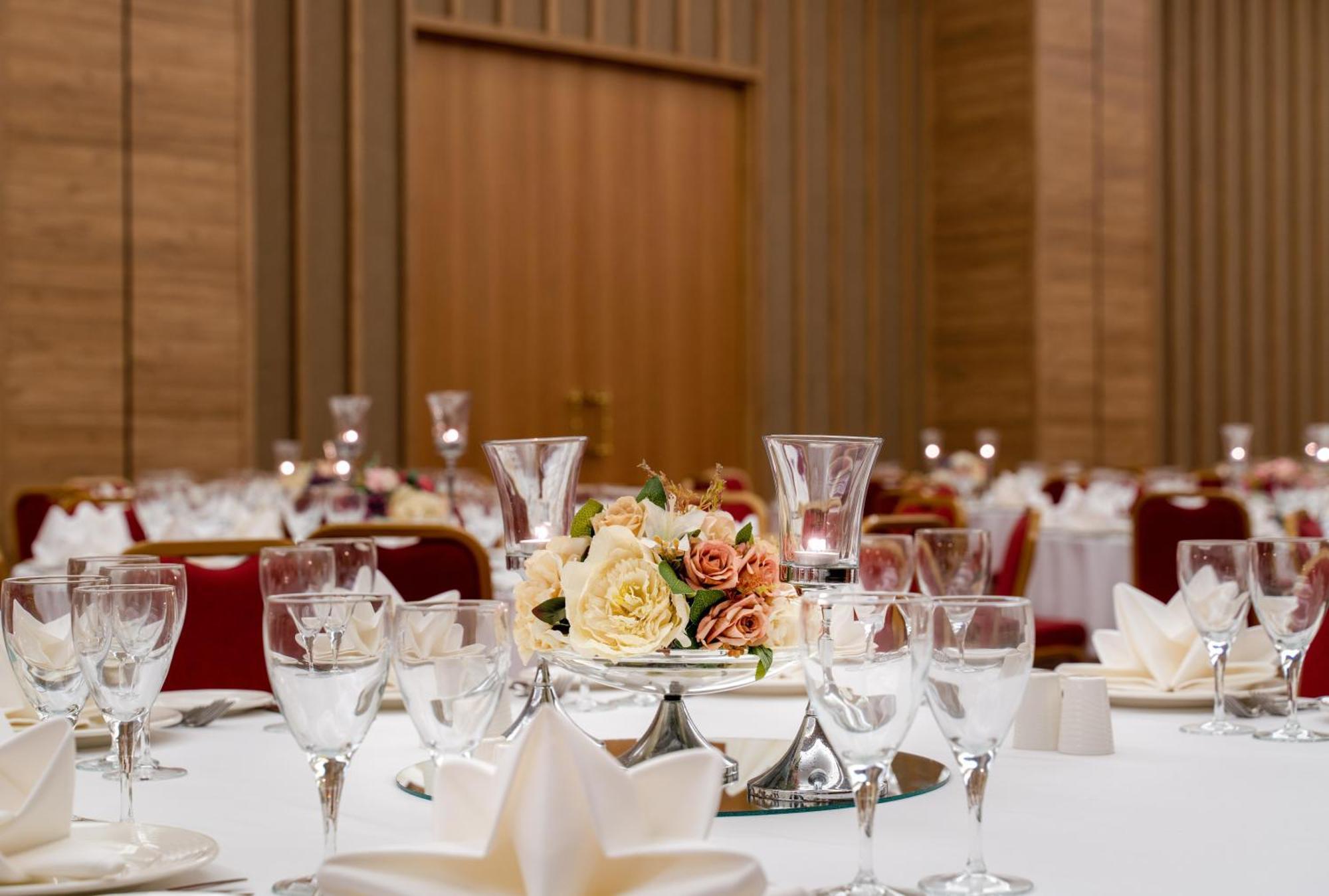 Concorde Tower Casino&Convention&Spa Nikosia Exterior foto The interior of the ballroom
