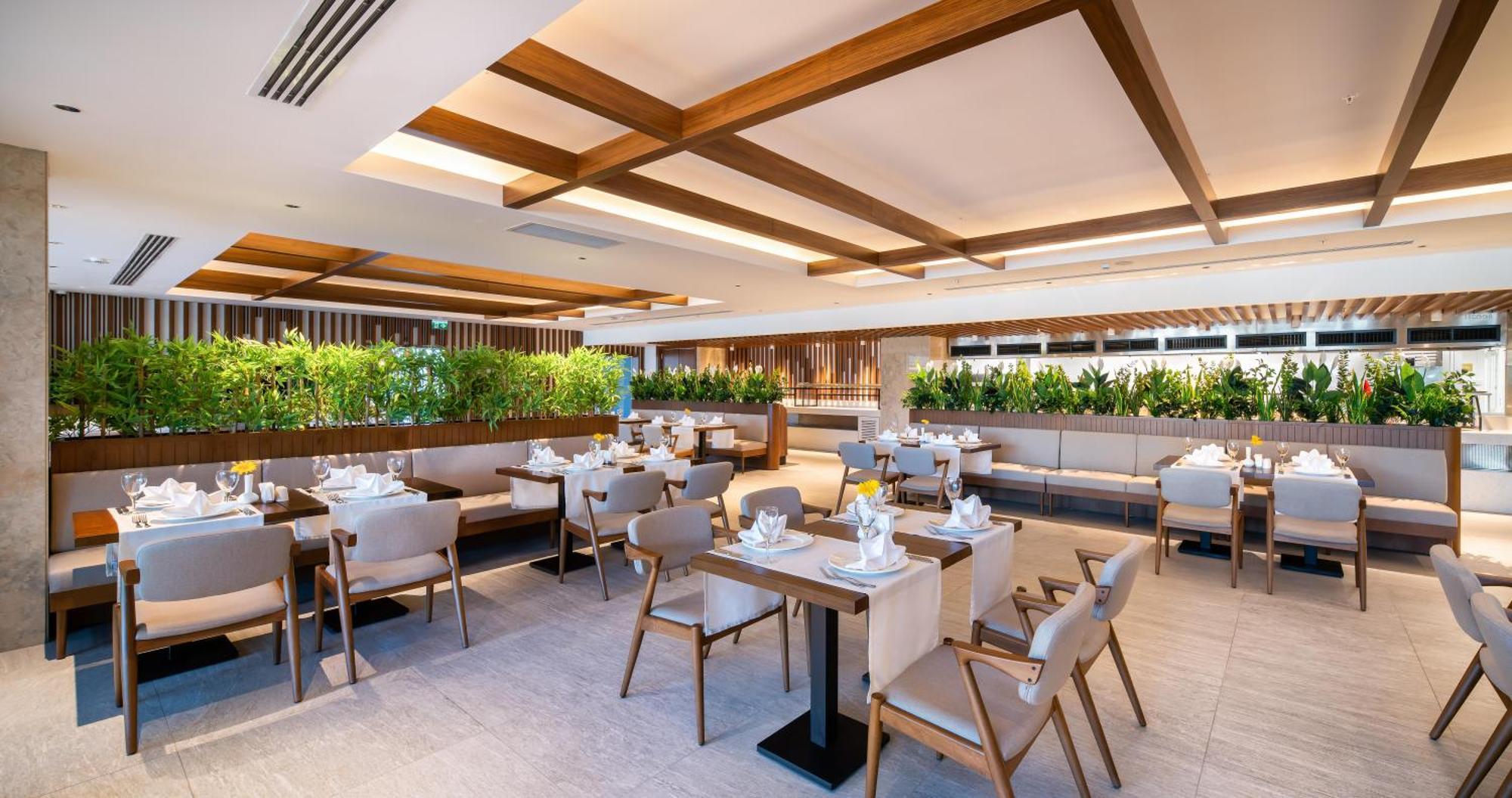 Concorde Tower Casino&Convention&Spa Nikosia Exterior foto The interior of the restaurant
