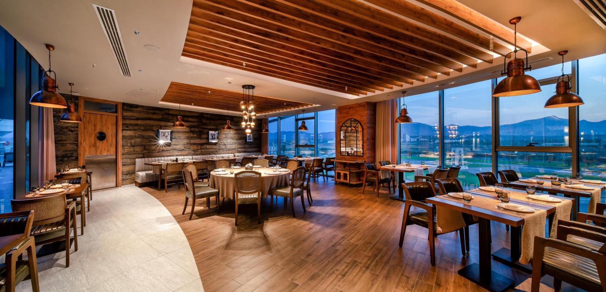 Concorde Tower Casino&Convention&Spa Nikosia Exterior foto The restaurant