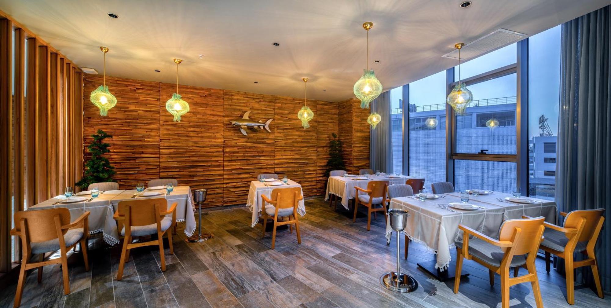 Concorde Tower Casino&Convention&Spa Nikosia Exterior foto Restaurant in the hotel